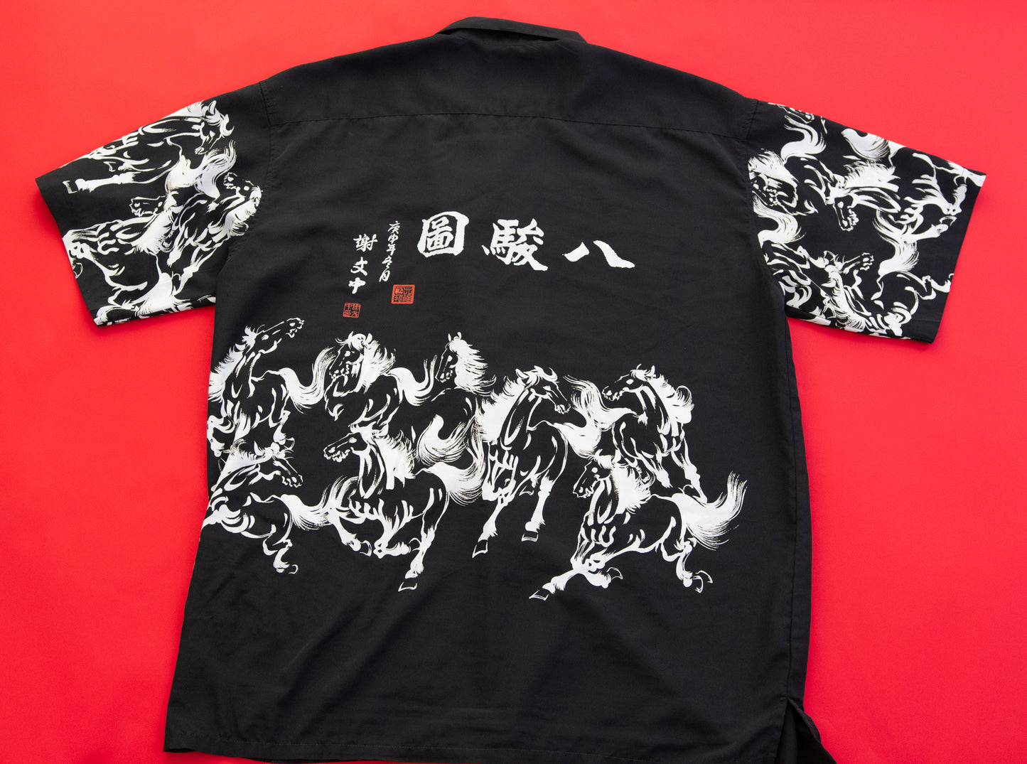 Men's L - Seals Korean Graphic Button-Up Shirt – Galloping Horses Print